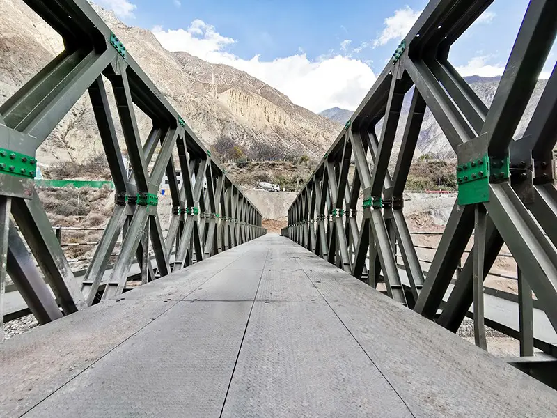 Ponte reticolare personalizzato a grande campata